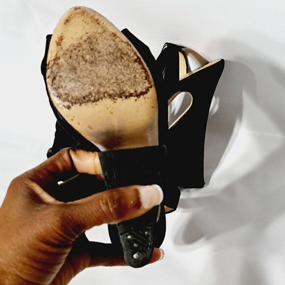 Charlotte Olympia - Picture 10 of 16